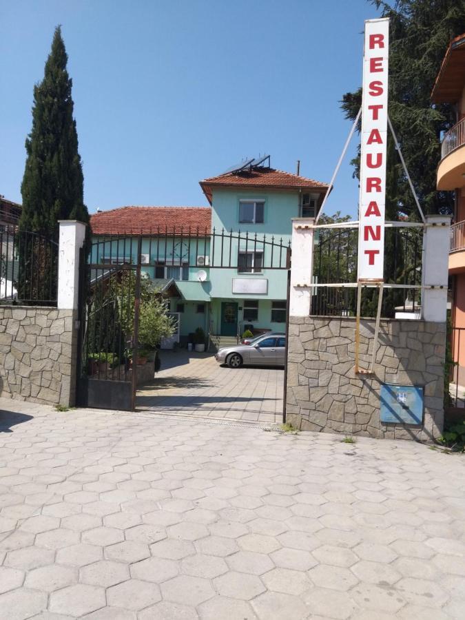 Hotel Tsarevets Asenovgrad Exterior foto